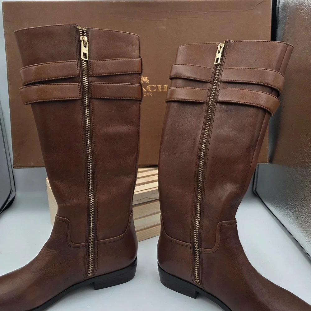 Coach Linette Cognac Leather Tall Riding Boots‎ 5B Turnlock Detail Q7180 Womens